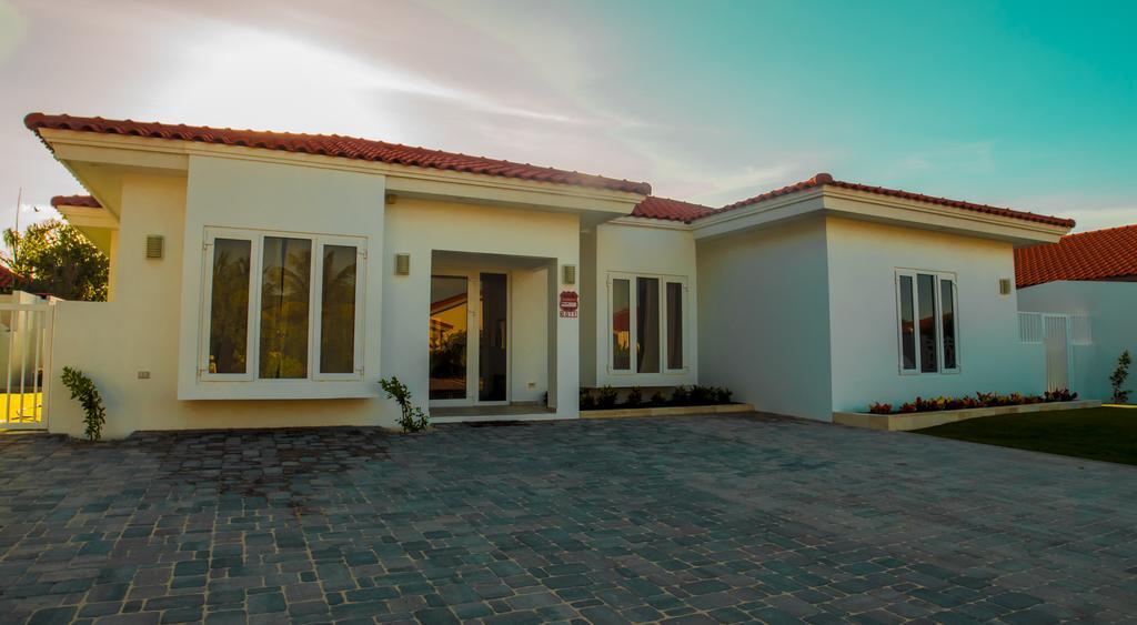 Villa Noah Palm Beach Exterior foto